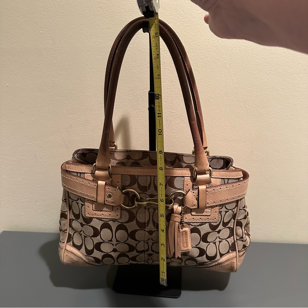 Coach Hampton Signature C Satchel. Y2K. 2006. Style number 10507. - Picture 8 of 10